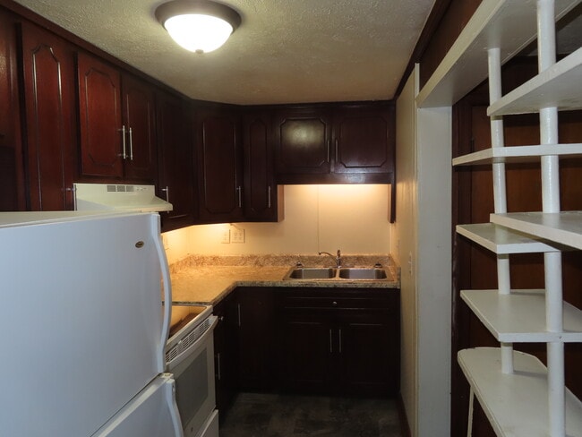 Photo - 15091 Fort Campbell Blvd Unidad 11