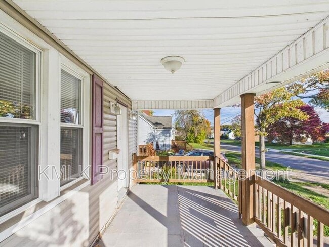 Photo - 903 Donald Ave