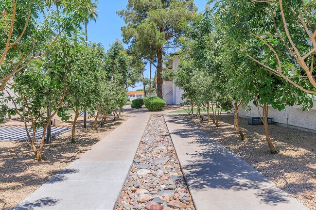 Photo - Tides on McDowell