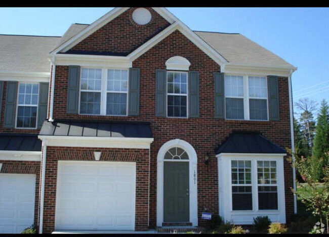 Building Photo - 1801 Robinwood Village Dr Rental