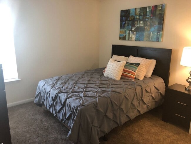 Photo - Stonebridge Apartments