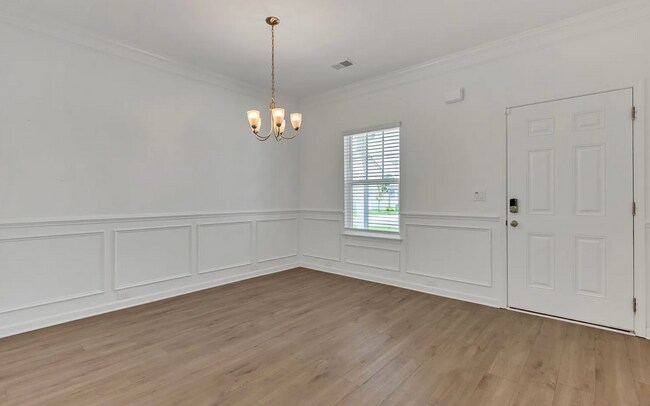 Photo - 534 Morgan Mdws Wy