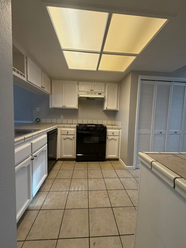 Photo - 1113 S Pinkham St