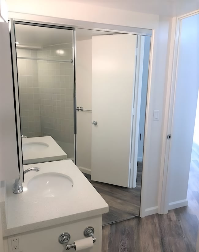 Photo - Studio / 1 Bath Unit at Holiday Village Unit 1704