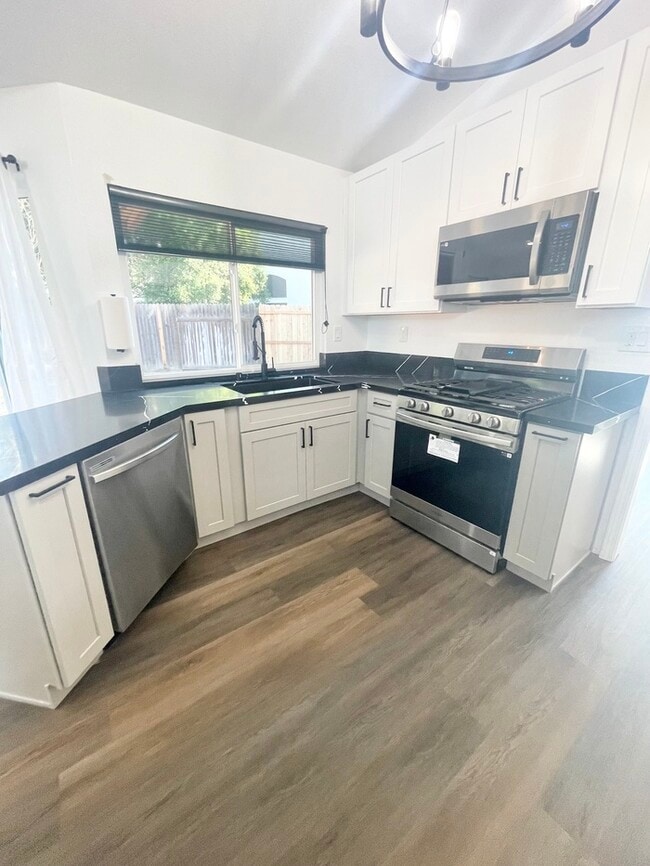 Photo - Stunning newly remodeled 3 bedroom 2 bathroom home!