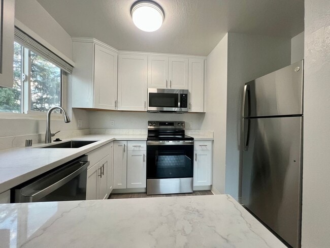 Photo - Modern Renovated 2-Bedroom in Santa Clara | Prime Location Near Apple, Nvidia & Major Highways Unit 3429-3