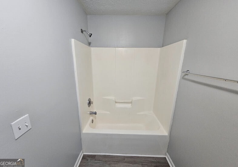 Photo - 500 Mica Trc