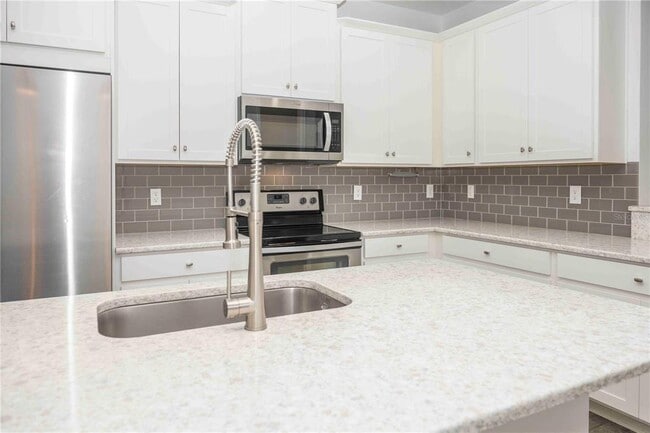 Photo - 11737 Brookside Dr