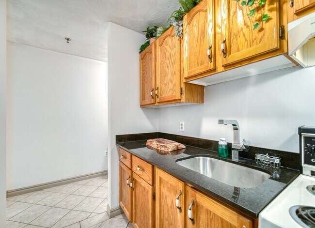 Photo - 5778-5778 South St Unit 112