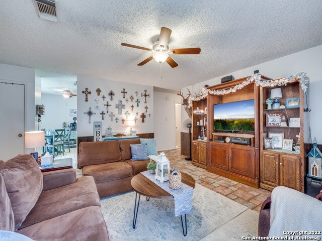 Photo - 7654 Branston-