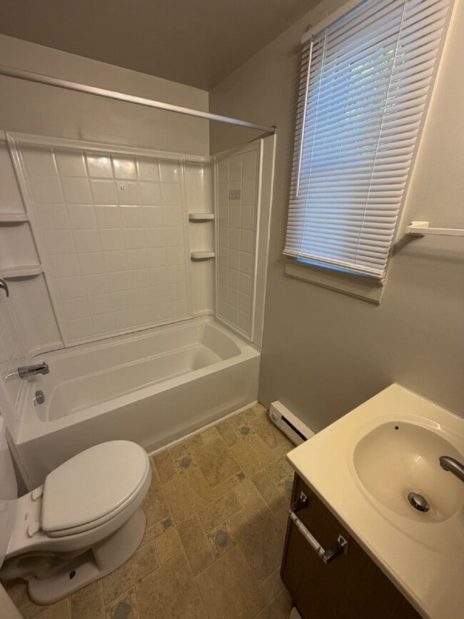 378 Cherrydale Ave