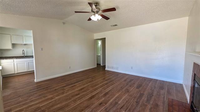 Photo - 741 Woodland Ct