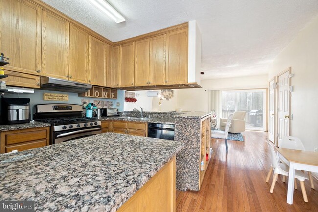 Building Photo - 7248 Stover Dr