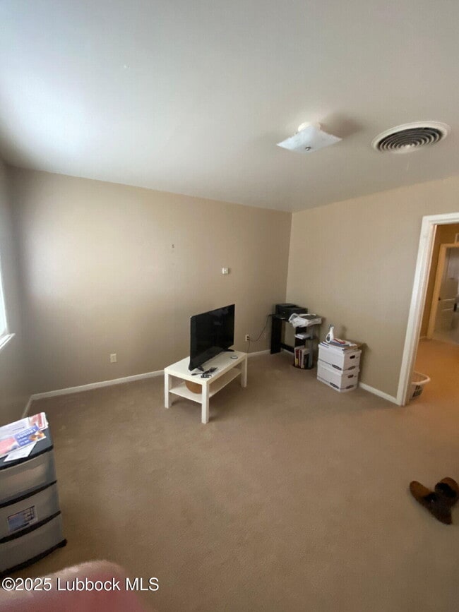 Photo - 3205 33rd St