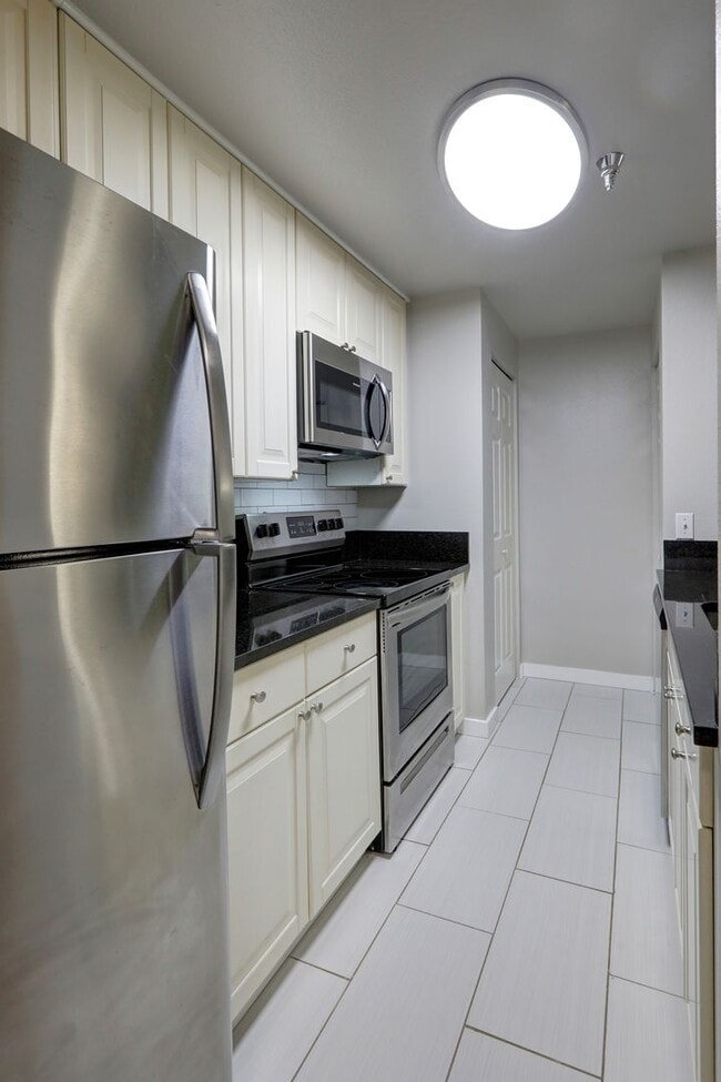 Photo - Ground Floor 1 Bedroom Featuring Newcastle Convenience
