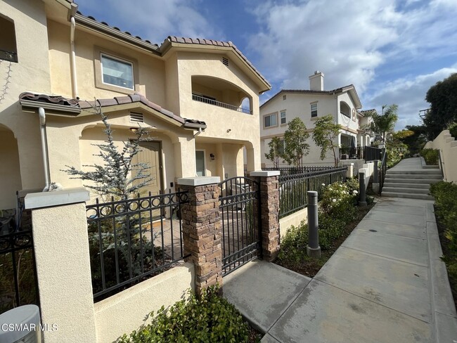 1204 Vis Hts Ct
