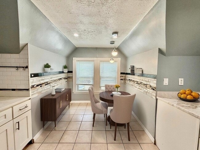 Photo - 10 Clark St Unit 3