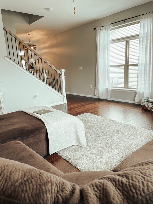 Photo - 442 Watts Ct