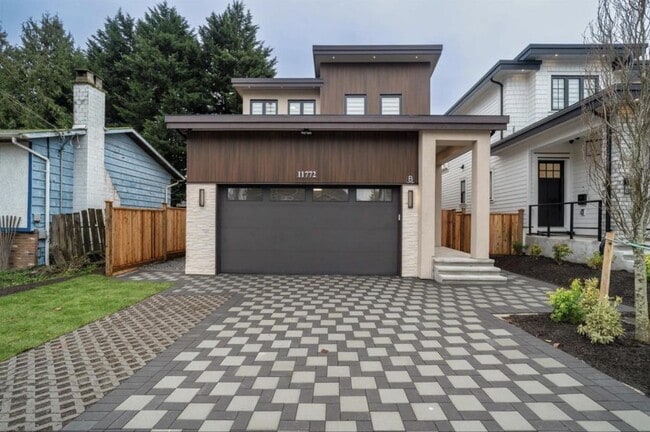 Bsmt 11772 92 AVE. - Bsmt 11772 92 AVE.