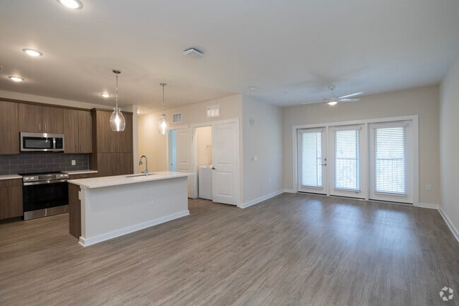 1HAB-C - 1HAB, 1BA - 912SF - Sala de estar