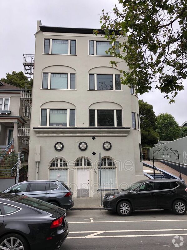 Building Photo - 4018 Broadway Rental