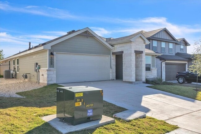 Photo - 5009 Hazelnut Ln