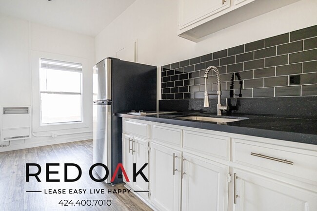 Photo - 744 Beacon Ave Unidad 514 Rental