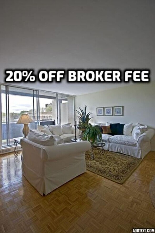 Charming Unit Near T with Heat and Hot Wat... - Charming Unit Near T with Heat and Hot Wat... Rental