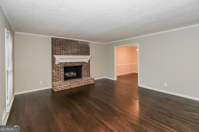 Photo - 3103 Skyland Dr