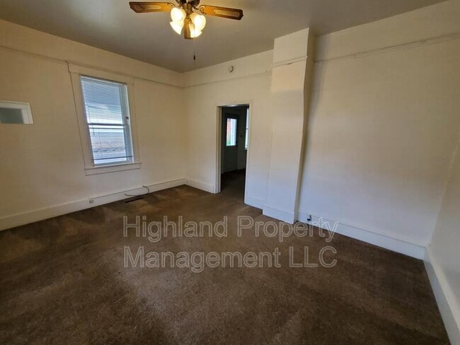 Photo - 420 NE Kamiaken St