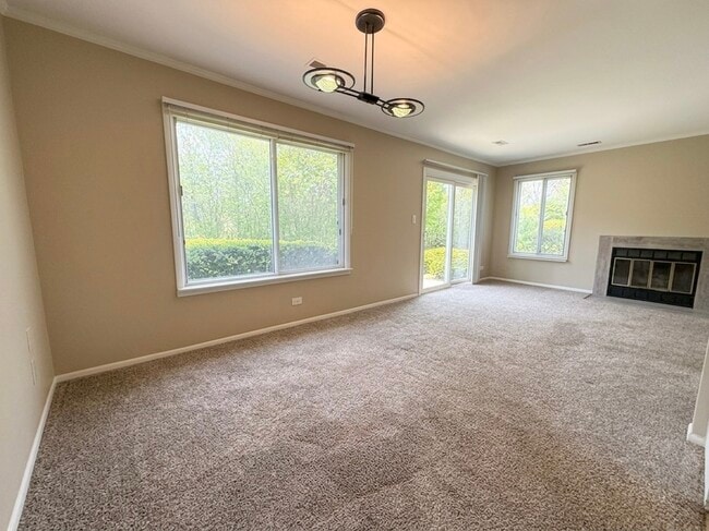 Photo - 1344 Barclay Ln