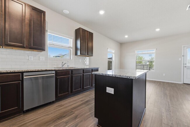 Photo - 186 Porcupine Ln