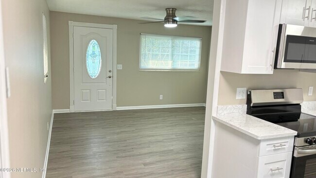 Photo - 8036 Delaroche Dr