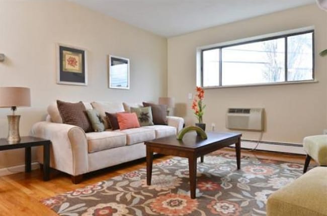 Living Room - 8R Riverside St Unit 1-3