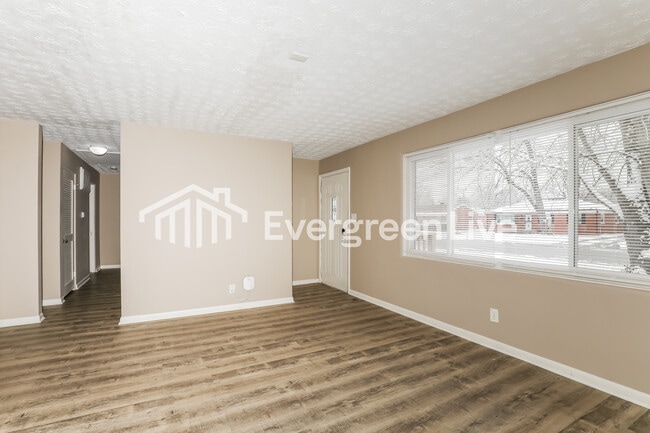 Photo - 3913 N Bolton Ave