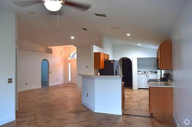 Building Photo - WATERFRONT Spacious 3/2 Rental