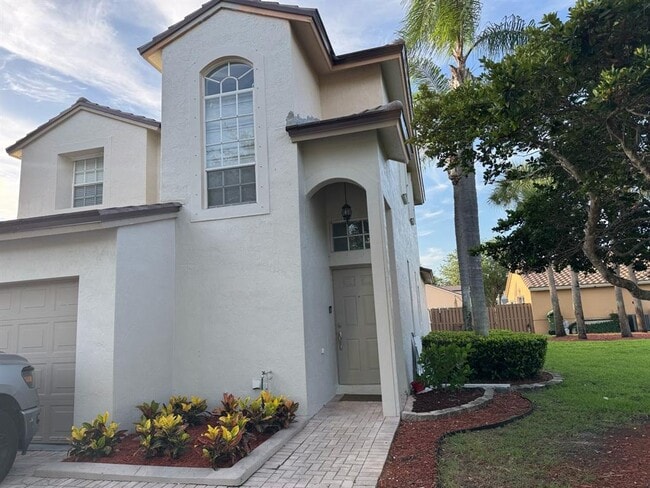 Building Photo - 17021 NW 10th St Rental