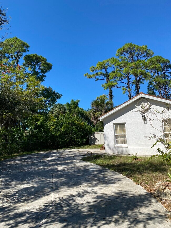 Photo - 11812 D Allyon Dr