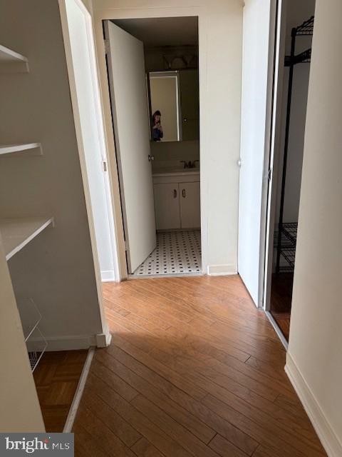 Building Photo - 604 S Washington Square Unit 809 Rental