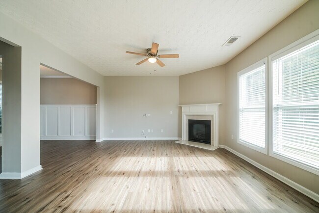 Photo - 216 Winterbury Dr