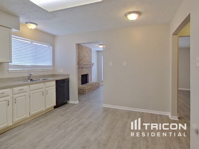 Photo - 5511 Fairview Forest Dr