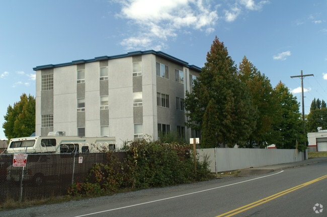 Photo - Arcadia Manor