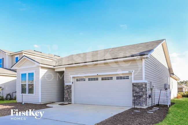 Photo - 3809 Sunberry Ln