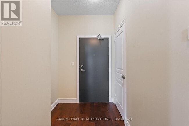 Photo - 3170 Erin Mills Pkwy Unit 234
