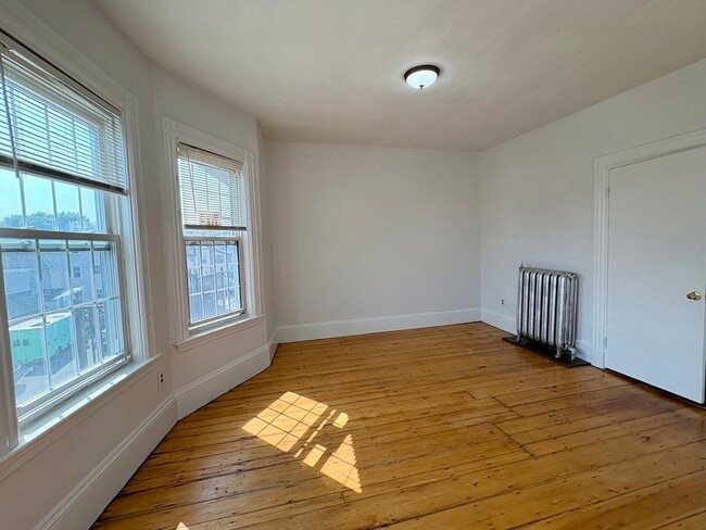 Photo - 361 Adams St Unit 3