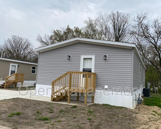 Photo - 31 Cornflower Ln