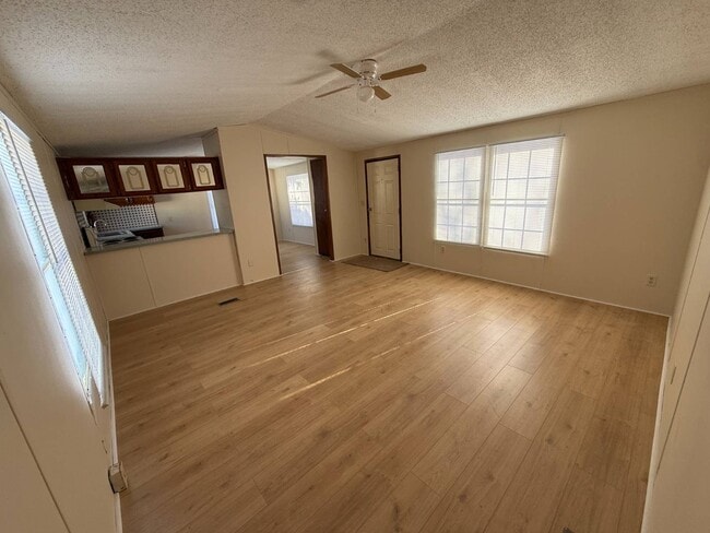 Photo - 1800 E Jordan Rd