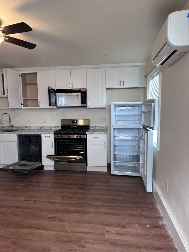 Photo - 760 El Nido St