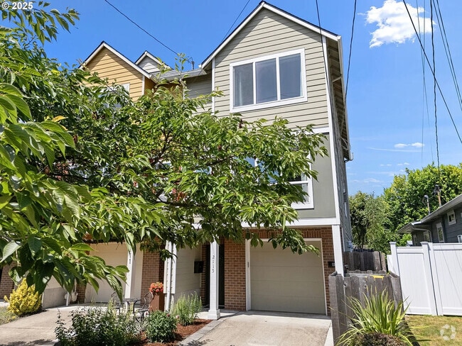 Building Photo - 2115 SE Tenino St Rental