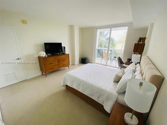 Photo - 10275 Collins Ave Unit 10275 E Collins Ave # 324